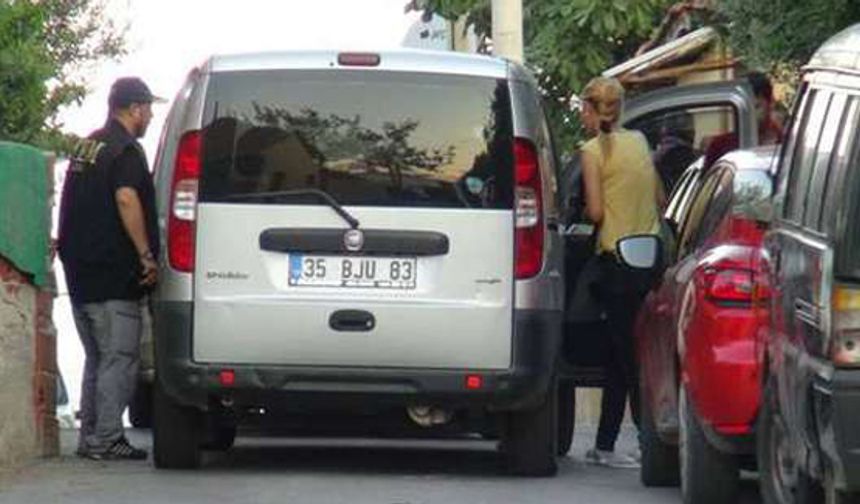 İzmir'de ev baskınları: 11 gözaltı