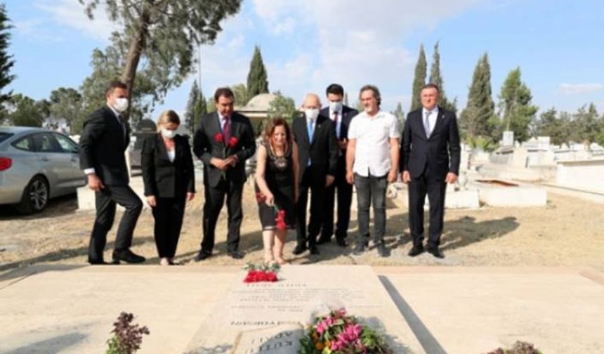 Kılıçdaroğlu Kutlu Adalı'nın mezarında: Katiller belli, gereğini yapın