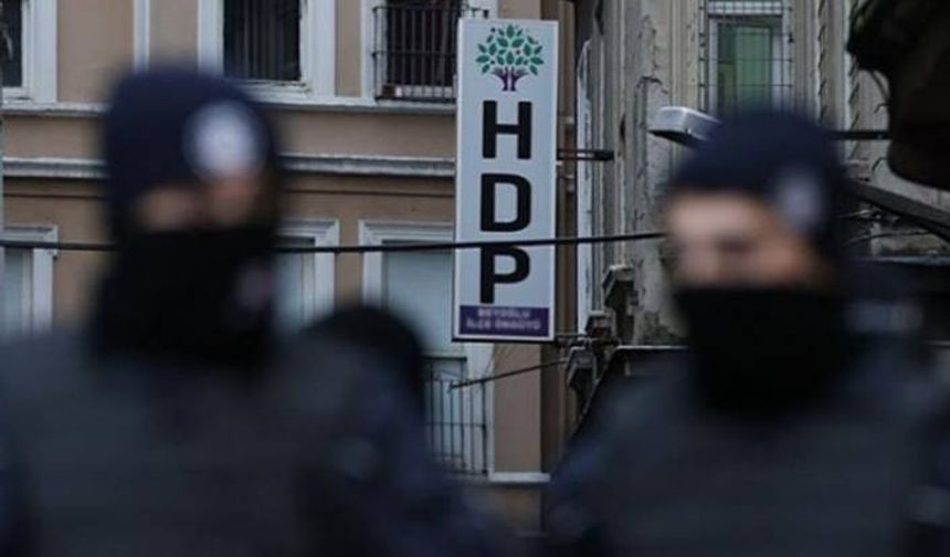 İstanbul’da ev baskınları: 19 gözaltı