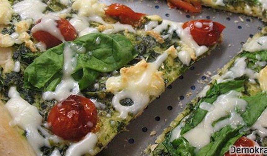 Ispanaklı ve beyaz peynirli pizza tarifi