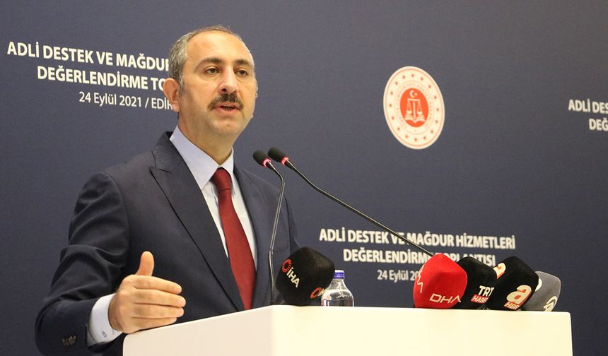 Adalet Bakanı Gül'den Bolu Belediyesi'ne: Kamu hizmetinden yararlanmada herkes eşit