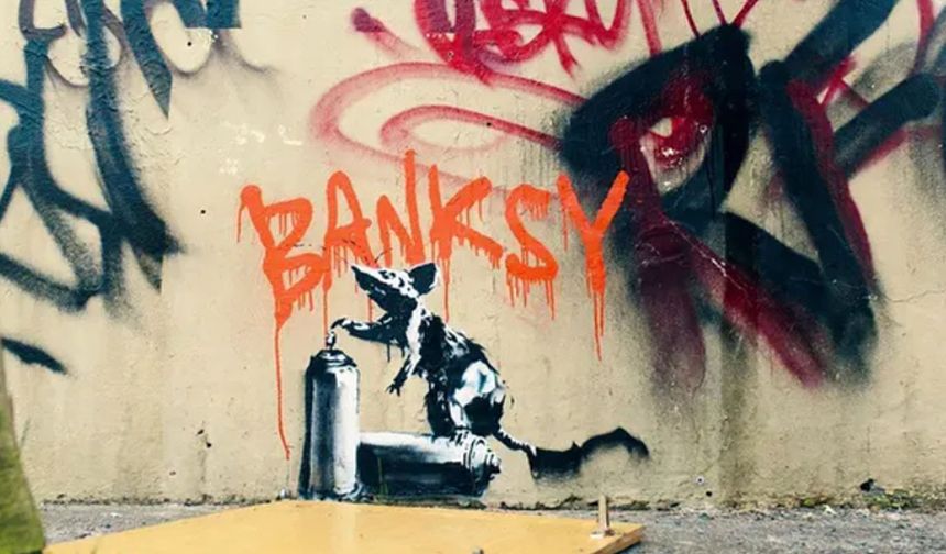 Christopher Walken, oynadığı dizinin çekimlerinde orijinal Banksy eserini yok etti