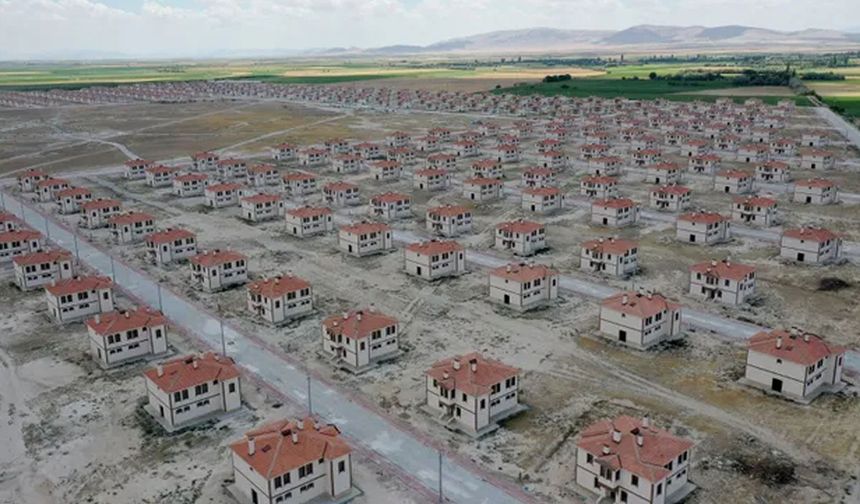 Konya'da baraj nedeniyle evleri sular altında kalacaklara TOKİ'den borç