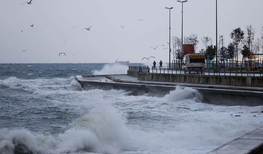 İstanbul için fırtına uyarısı: 100 kilometre hızla esecek