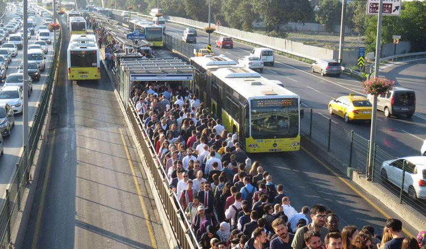 İstanbul'da hafta sonu toplu taşıma ücretsiz olacak