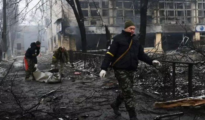 Ukrayna'da geçici ateşkes: Kiev ve üç kentten daha siviller tahliye edilecek