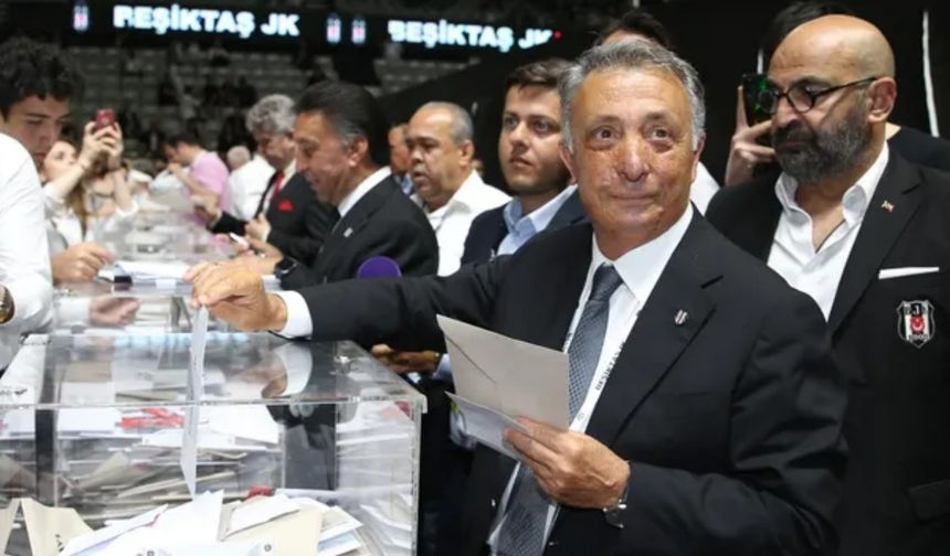 Ahmet Nur Çebi bir dönem daha Beşiktaş Başkanı