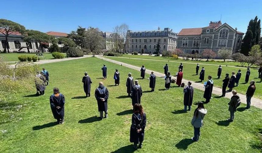 Boğaziçi Üniversitesi'nde 16 akademisyen daha uzaklaştırıldı