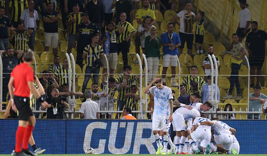 UEFA'dan Fenerbahçe'ye para ve kısmi tribün kapatma cezası