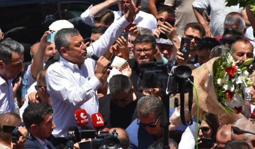 Özgür Özel: Tüm anketlerde birinciyiz