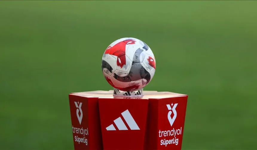 Süper Lig'de yeni sezon fikstürü belli oldu: İşte derbi haftaları!
