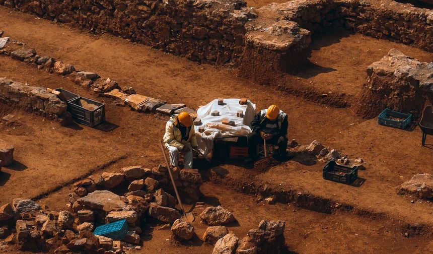 İsveç'te hamile bir kadına ait 9 bin yıllık kalıntılar bulundu