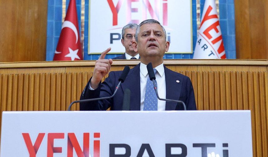 Özgür Özel, YENİ Parti'nin ilk grup toplantısında konuşuyor...