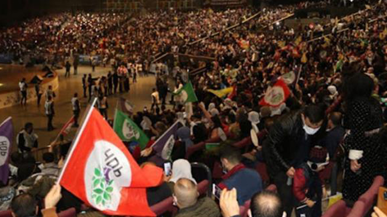 stanbul-cumhuriyet-ba-savc-l-ndan-hdp-kongresine-soru-turma