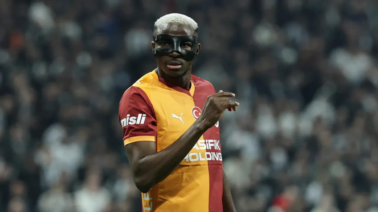 Victor Osimhen'in Galatasaray'dan ayrılma planı yok