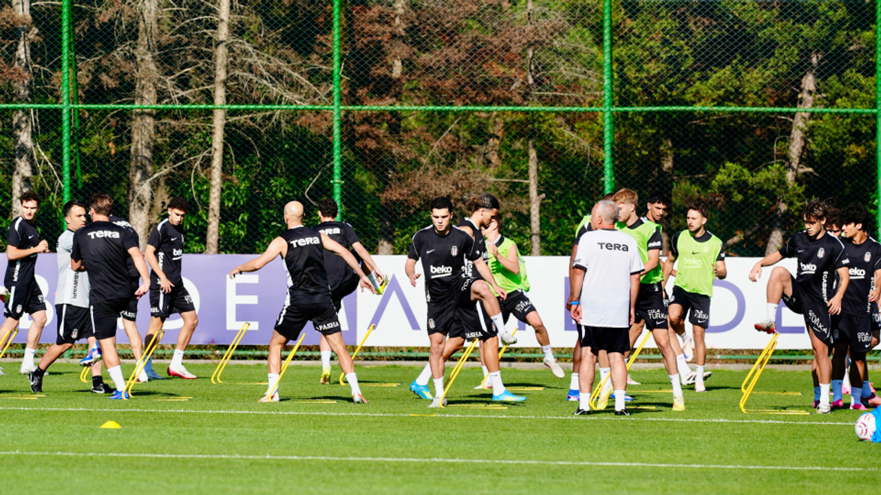 Beşiktaş'ın kamp kadrosu belli oldu