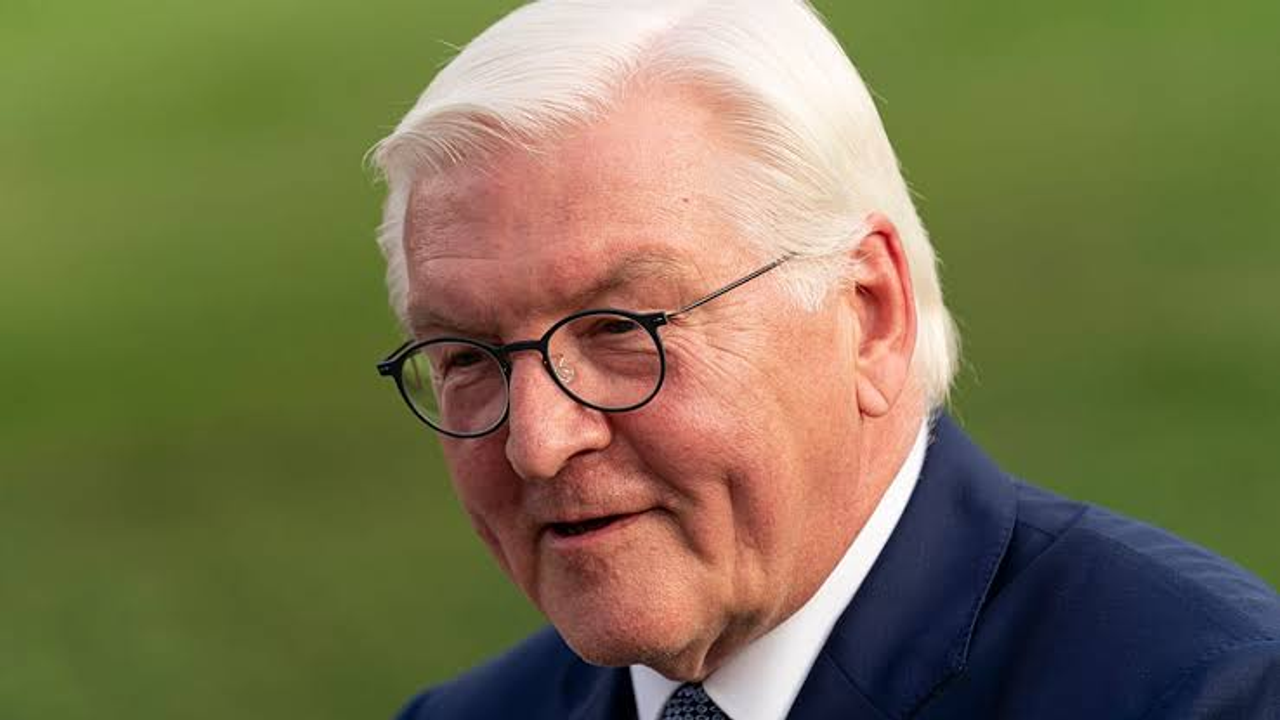 Steinmeier: Almanya'da ırkçılığın yeniden güç kazanmasına izin vermemeliyiz
