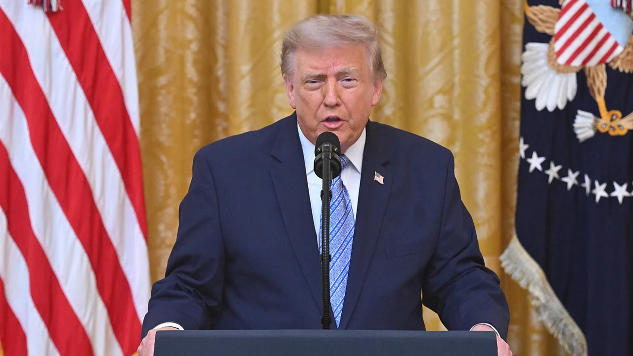 Trump, seçimlerde 'bir kez daha aday olacağını' açıkladı!