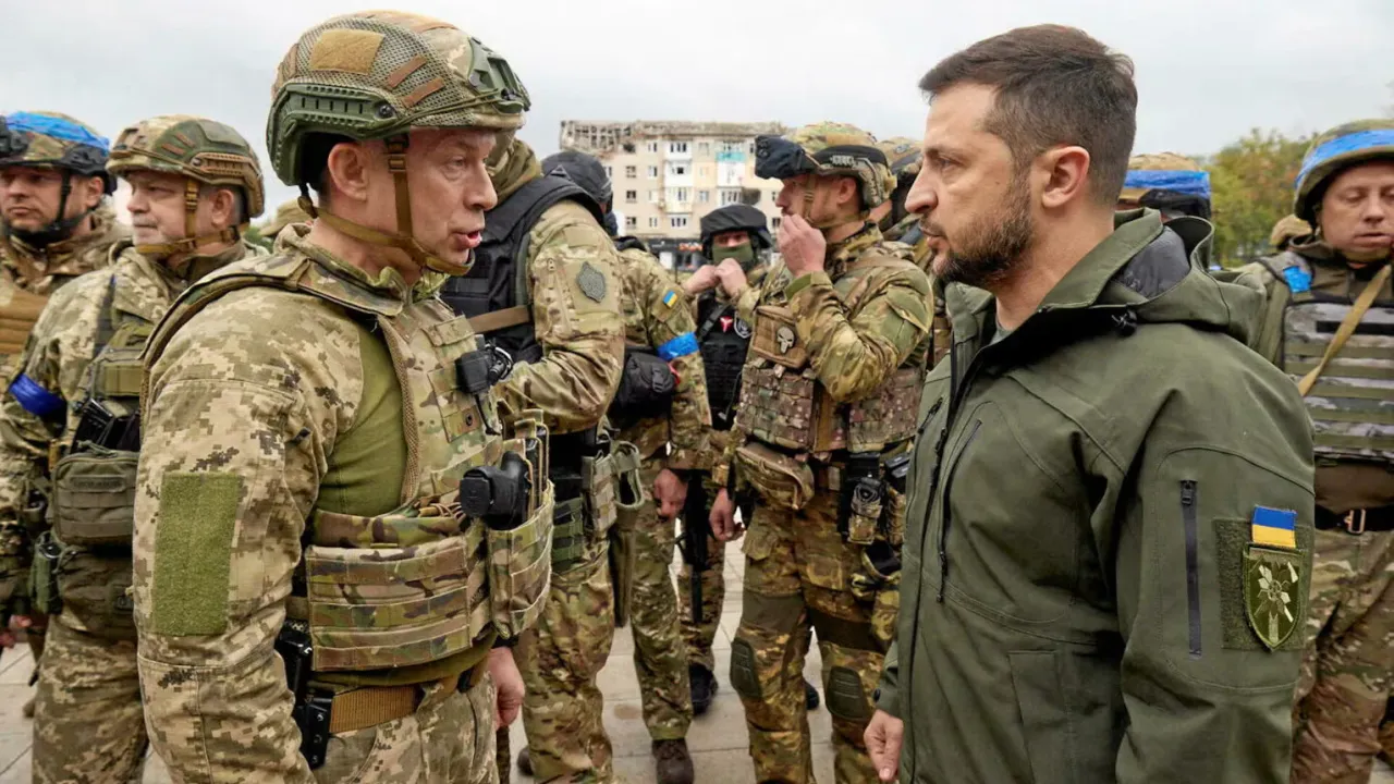 Zelenskiy, Genelkurmay Başkanı Sırskiy'i görevden aldı