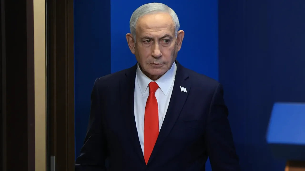 Anketlerde gerileyen Netanyahu'dan 'korku' siyaseti: Tehditler savurdu