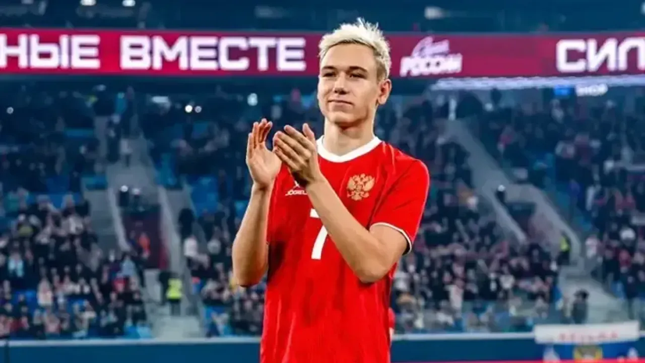 Galatasaray'ın Batrakov transferi: Rus futboluna Avrupa ambargosu Türk futboluna yeni pazar açtı!