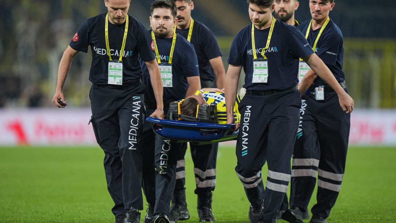 Kafa travması geçirmişti: Fenerbahçe'den Kerem Aktürkoğlu açıklaması
