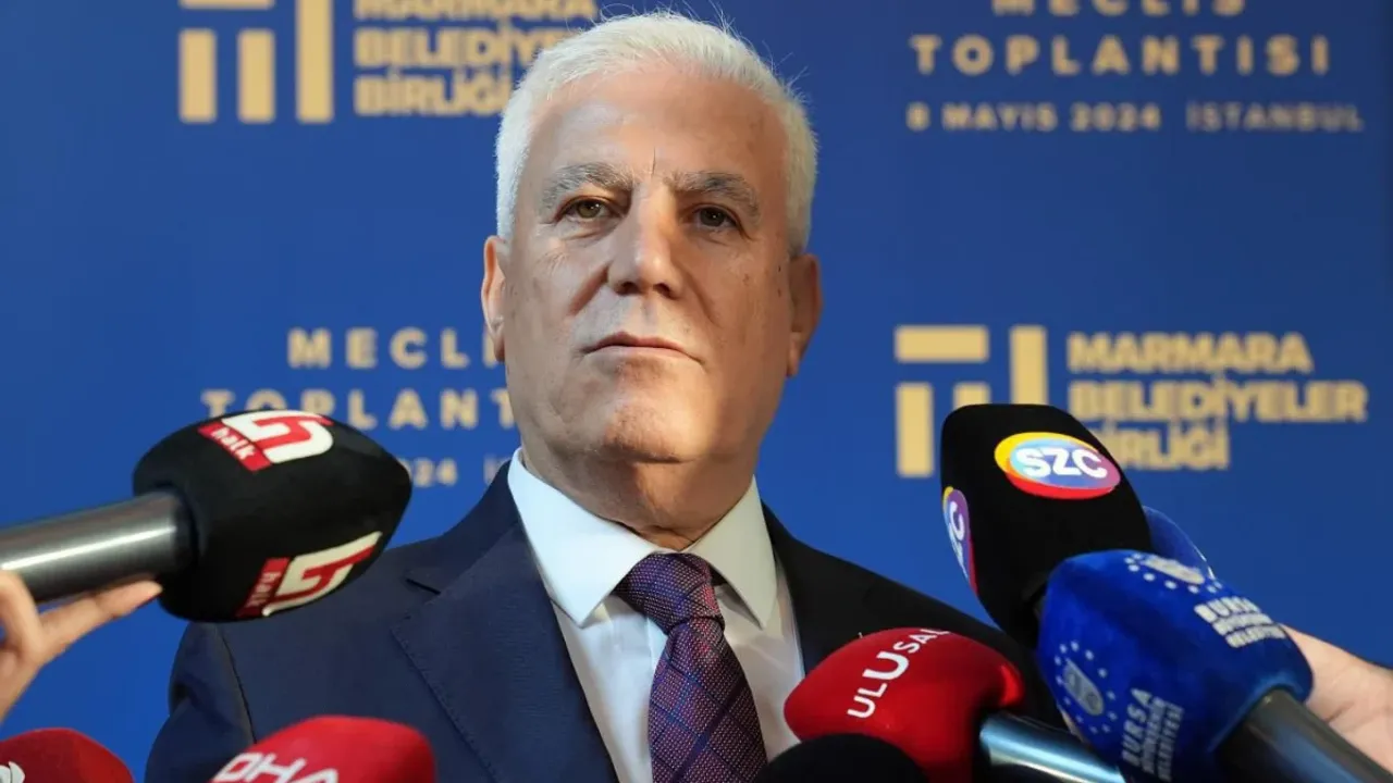 Mustafa Bozbey CHP'den istifa etti
