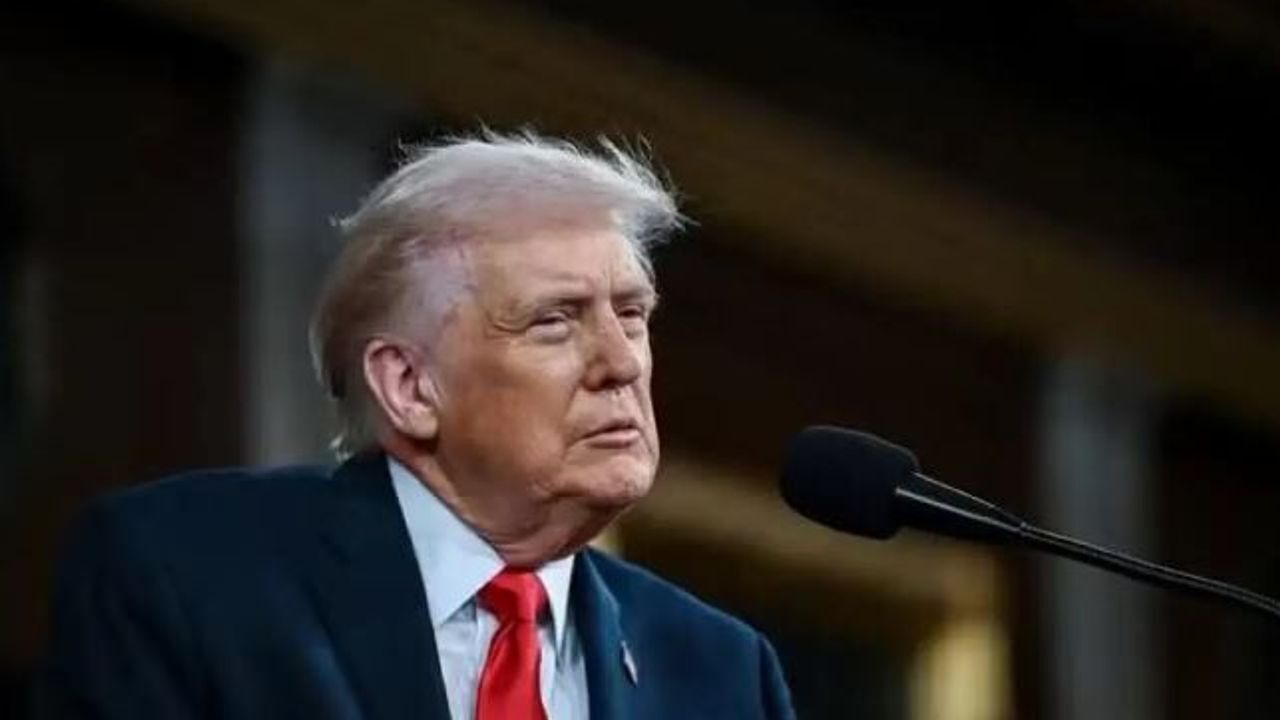 Trump'tan yeni iddia: İran saldırılarını askıya aldık!