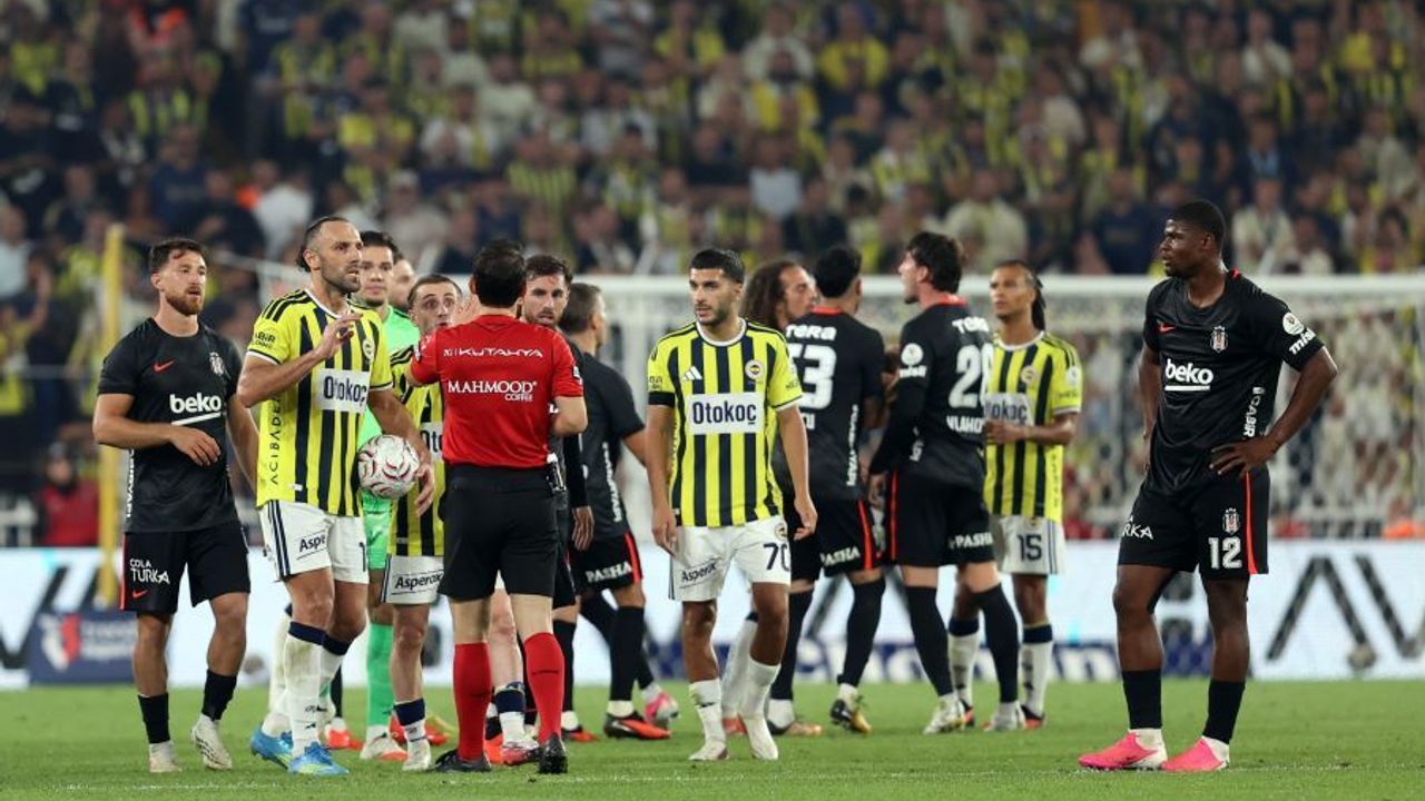 Derbide kazanan Fenerbahçe oldu 2-1